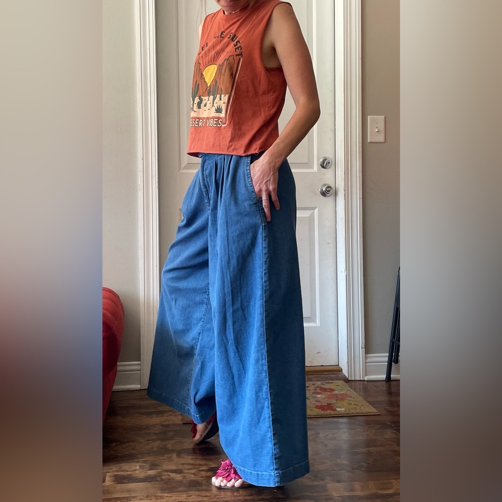 Gap x Doen High Waisted Wide Leg Jeans in Blue Size 6